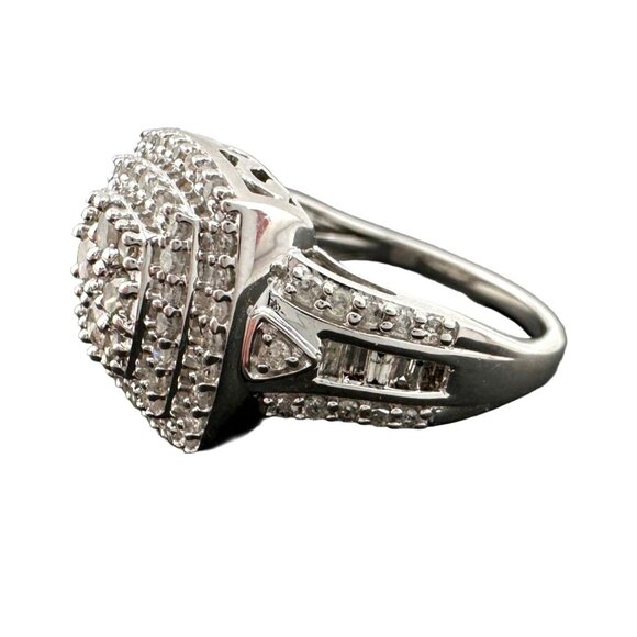 Beautiful 1.00 Carat Natural Cushion Cut Diamond Ring Size 6.25 - Picture 2 of 16